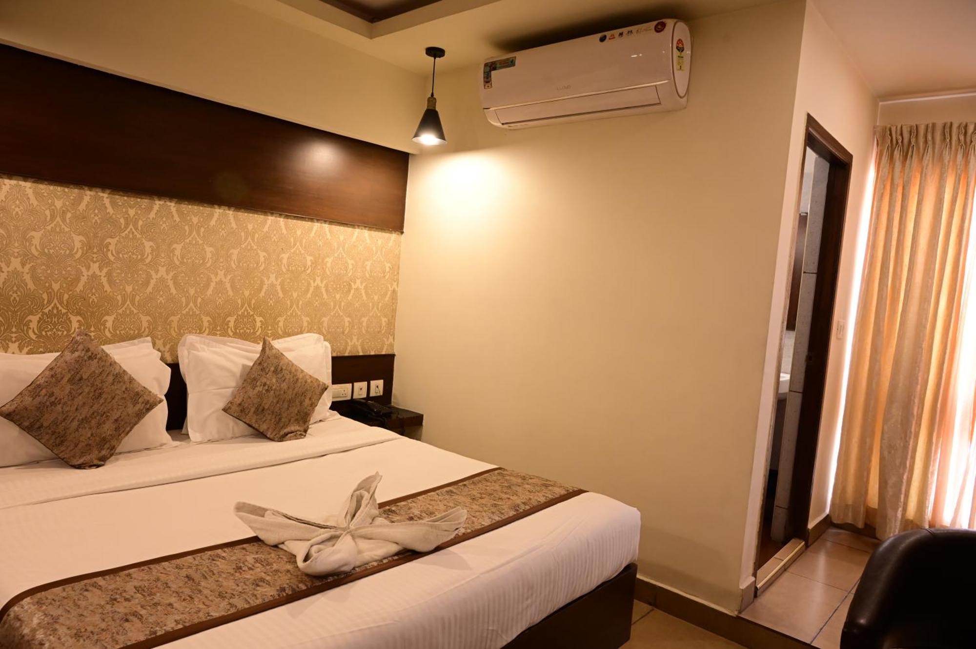 Canyon Sun Chennai Luaran gambar