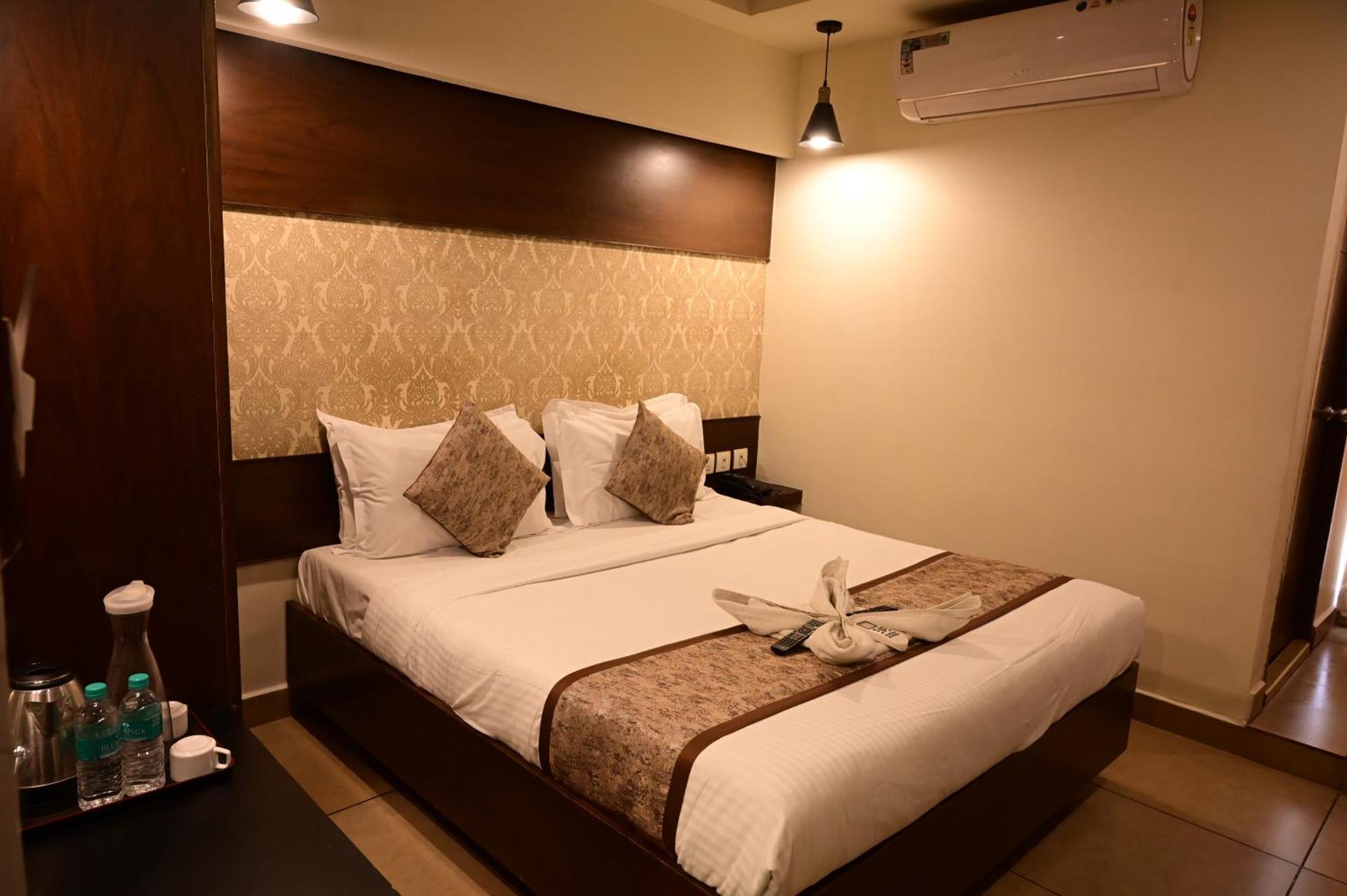 Canyon Sun Chennai Luaran gambar