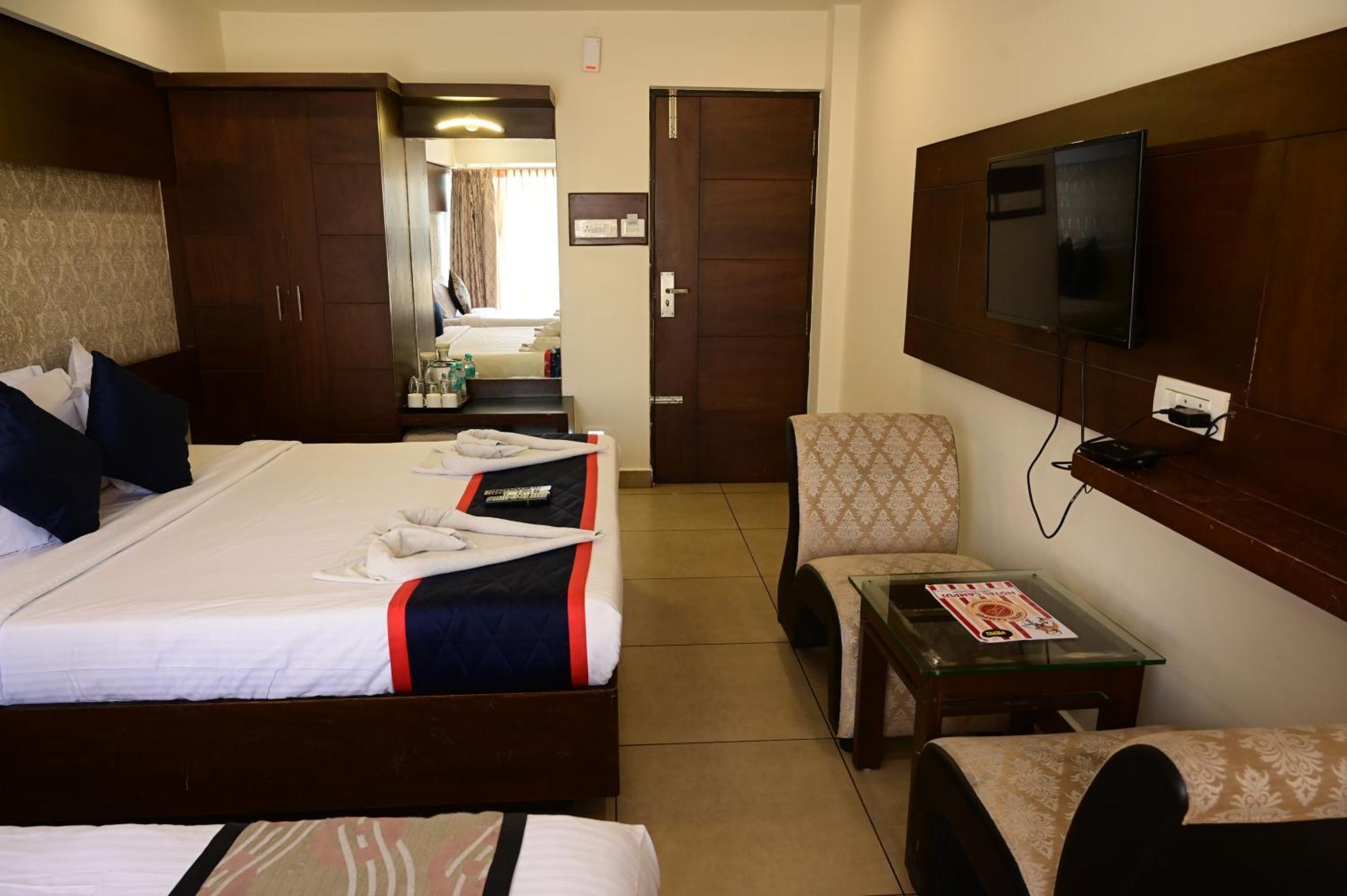 Canyon Sun Chennai Luaran gambar