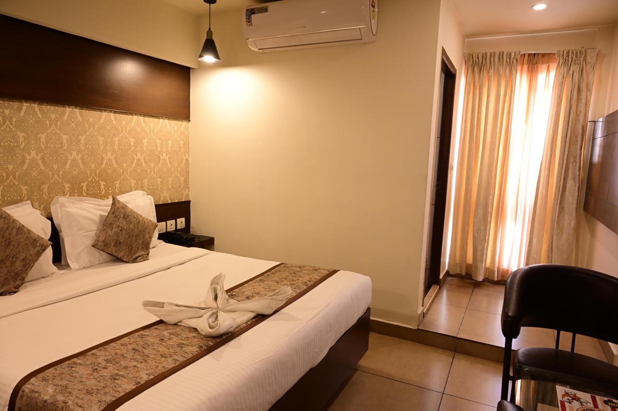 Canyon Sun Chennai Luaran gambar