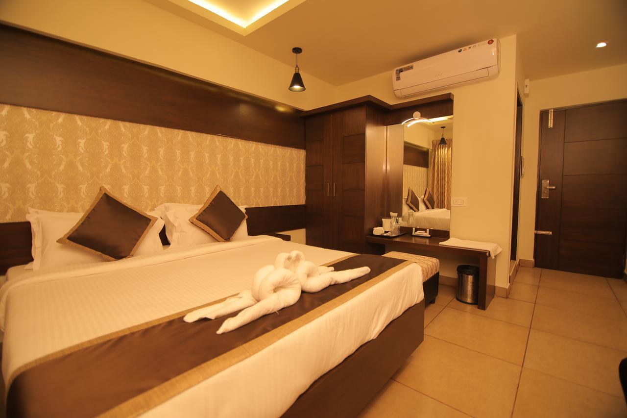 Canyon Sun Chennai Luaran gambar